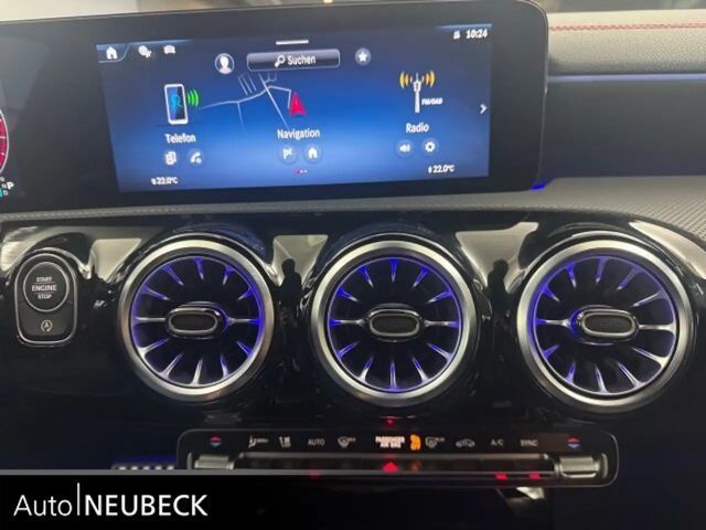 Mercedes-Benz CLA 200 AMG Line Coupé