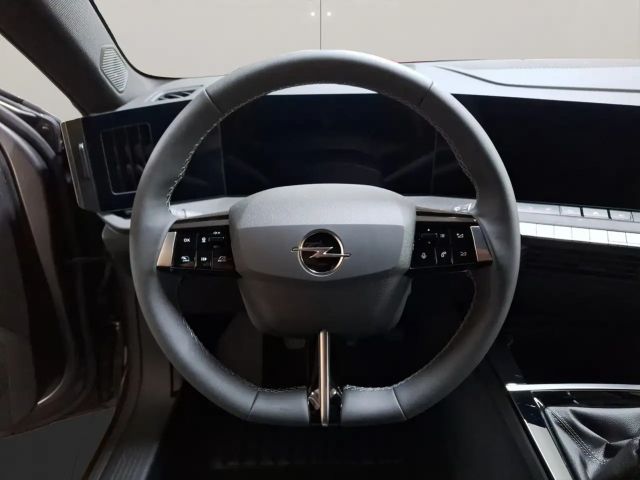 Opel Astra Edition Sports Tourer