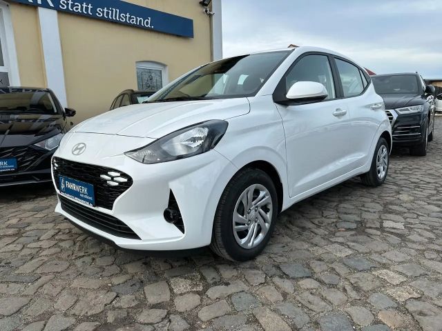 Hyundai i10 1.0