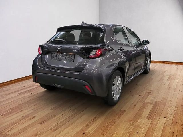 Mazda 2 Hybrid 1.5 Centre-Line ACC, Kamera