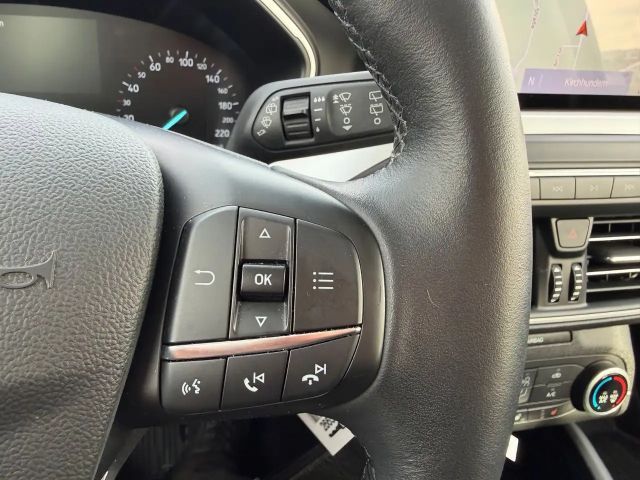 Ford Focus Cool & Connect Wagon