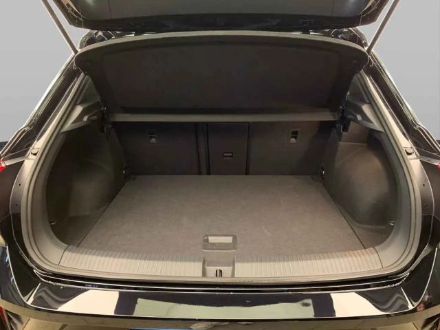Volkswagen T-Roc 1.5 TSI DSG R-Line