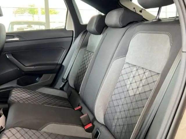 Volkswagen Taigo 1.0 TSI IQ.Drive R-Line