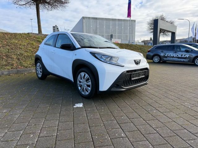 Toyota Aygo X Hatchback Play X-play