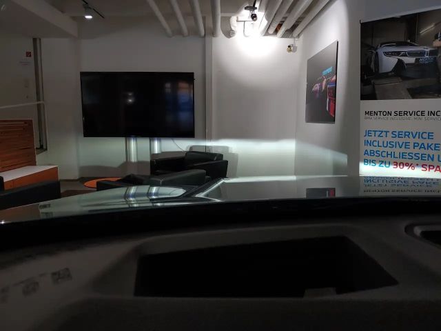 BMW X1 xDrive23d  xLine/AHK/ad.LED/HuD/Kamera/Harman