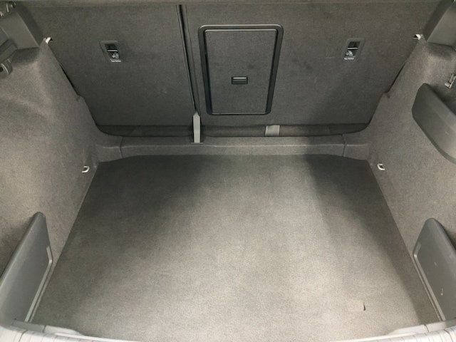 Skoda Karoq 1.5 TSI Tour