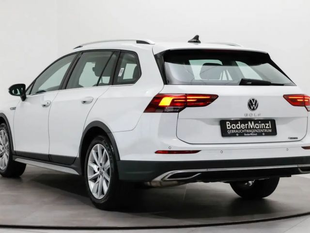 Volkswagen Golf 2.0 TDI AllTrack DSG Variant