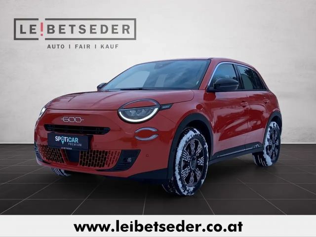 Fiat 600e Hybrid 100 6-Gang eDCT