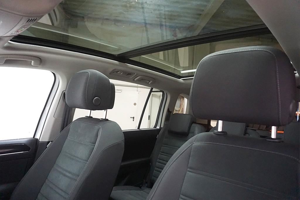 Volkswagen Touran 2.0 TDI Comfortline DSG