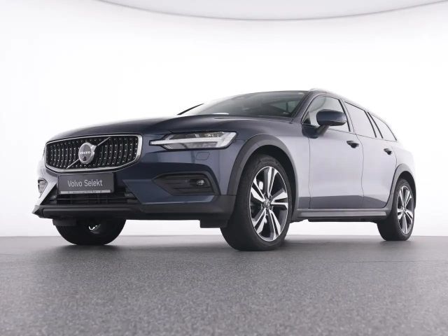 Volvo V60 Cross Country AWD Ultimate