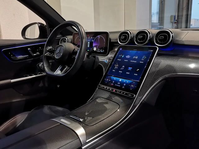 Mercedes-Benz C 300 4MATIC AMG Line