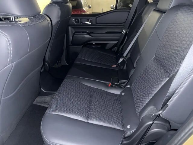 Toyota Land Cruiser Hybride Lounge