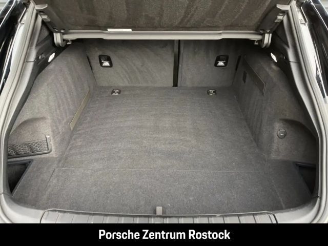 Porsche Taycan 4 Cross Turismo