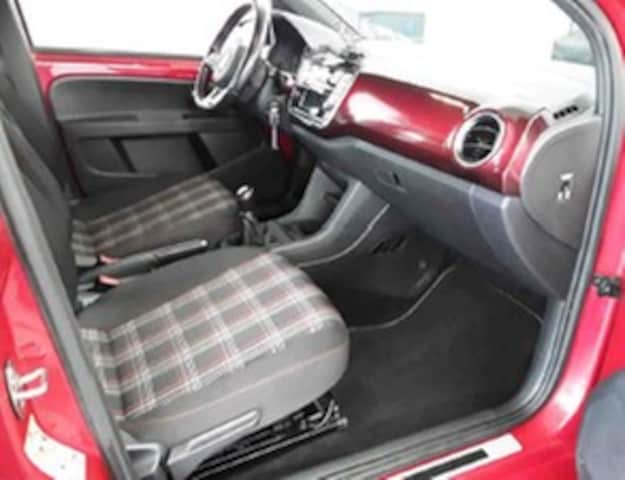 Volkswagen up! GTI