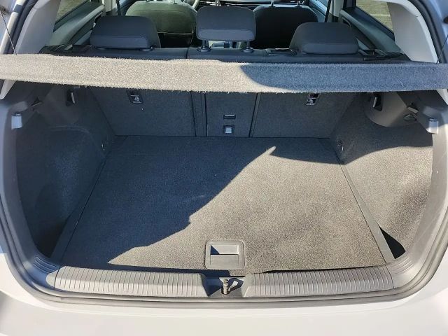Volkswagen Golf 1.5 TSI Golf VIII Life