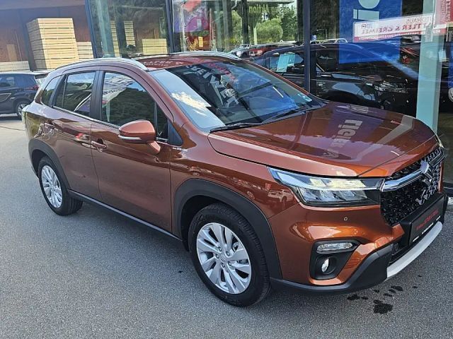 Suzuki S-Cross AllGrip Hybrid