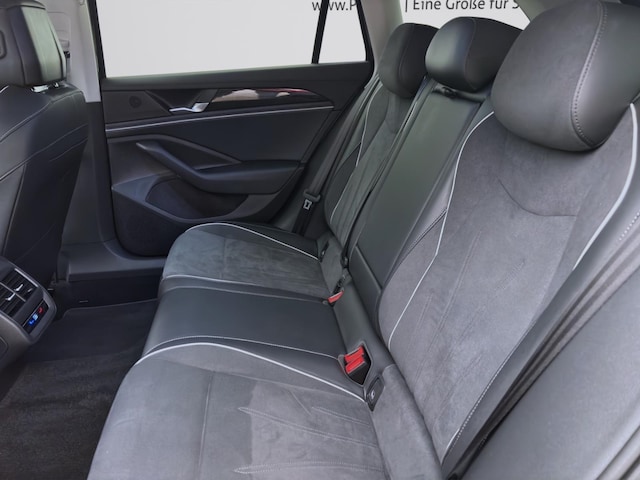 Volkswagen Passat 1.5 eTSI Business DSG