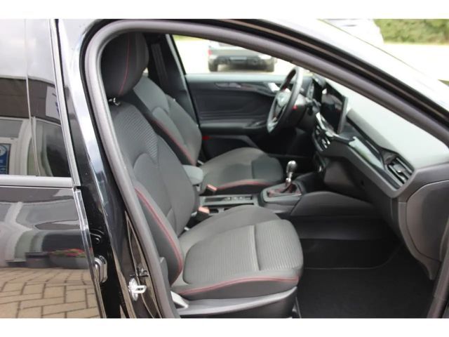 Ford Focus ST Line Wagon