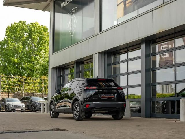 Peugeot 2008 100 PK MT6 | 360° Camera | Keyless | Dodehoekde...