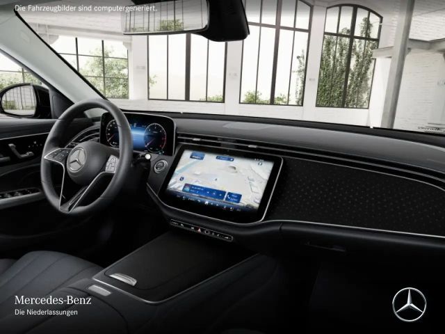 Mercedes-Benz E 220 AVANTGARDE E 220 d Estate
