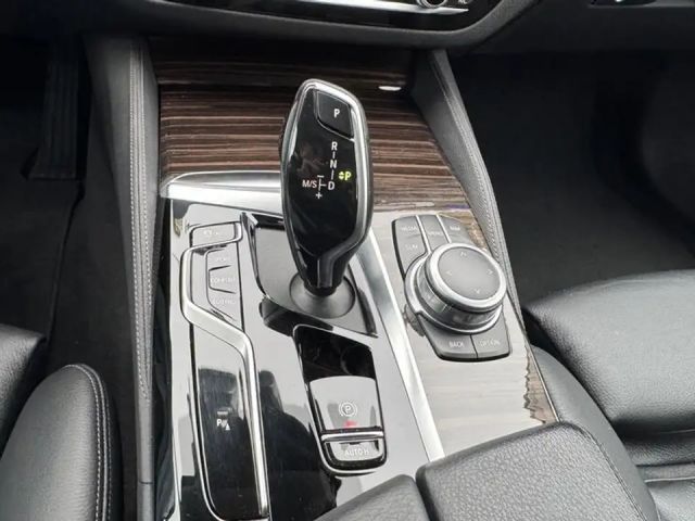 BMW 520 520d Luxury Line