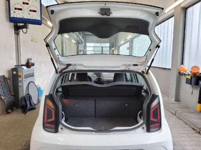 Volkswagen up! Move Move up!