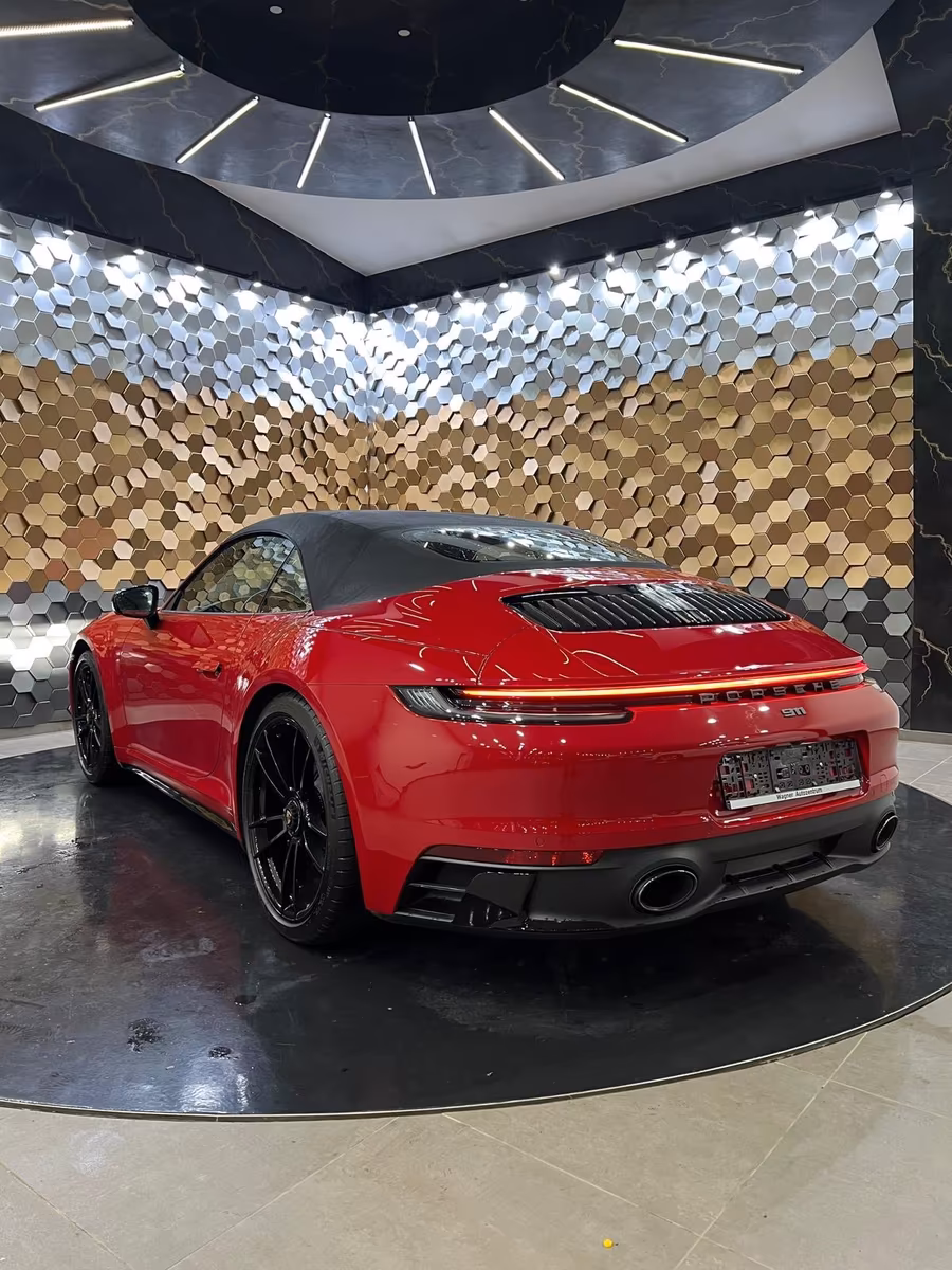 Porsche 911 4 992 Cabriolet Carrera GTS