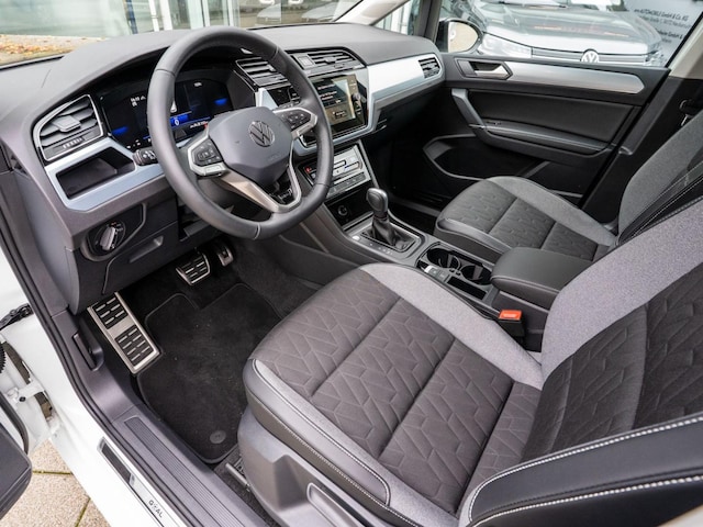 Volkswagen Touran 1.5 TSI DSG