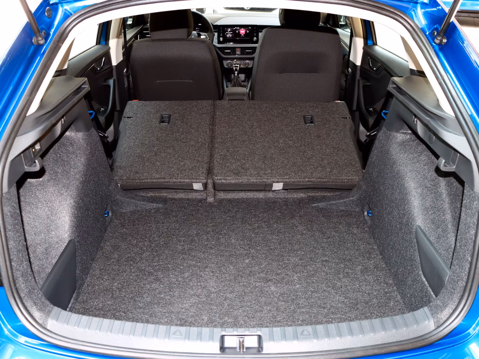 Skoda Scala 1.0 Essence DSG 116PS-AHK LED PDC Tempomat