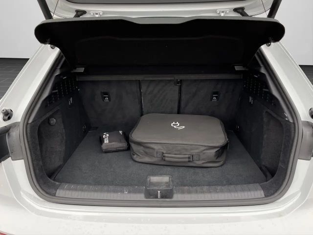 Audi A3 Hybride S-Line Sedan