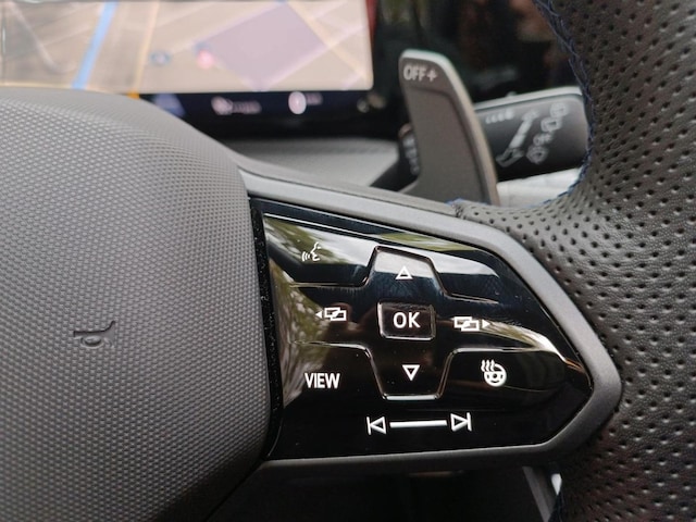 Volkswagen Golf 2.0 TSI DSG Golf VIII IQ.Drive