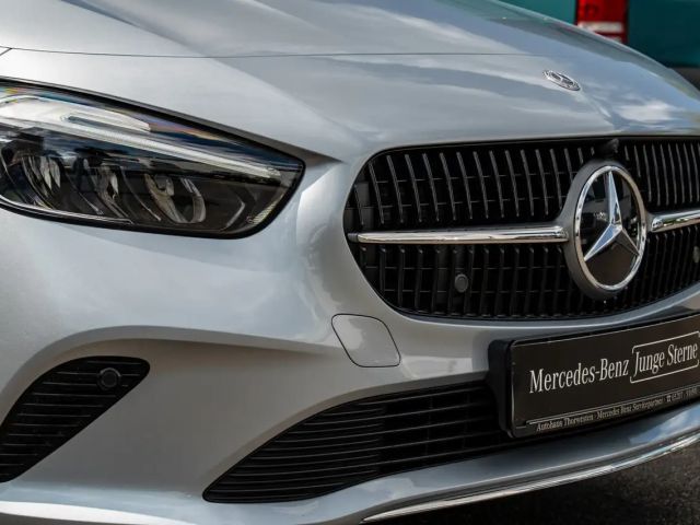 Mercedes-Benz B 180 Progressive