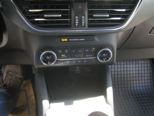 Ford Kuga AWD Titanium