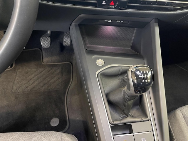 Volkswagen Golf 1.5 TSI Golf VIII