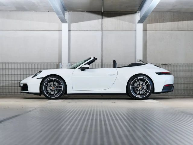 Porsche 911 Carrera Cabriolet