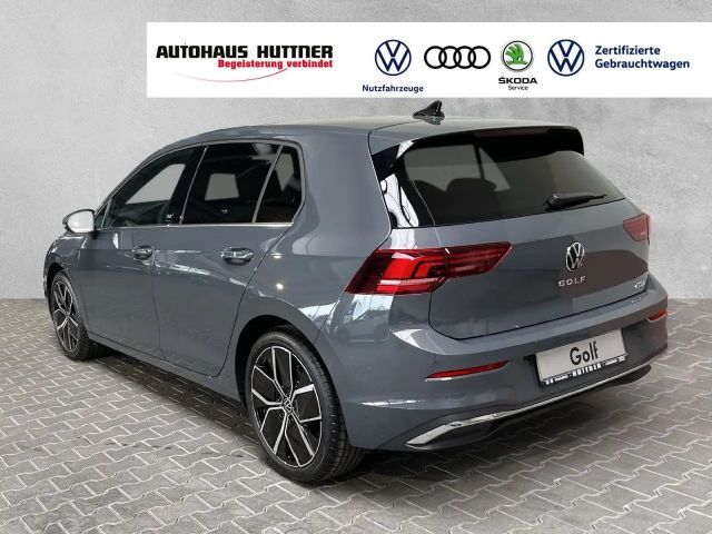 Volkswagen Golf 1.5 eTSI DSG