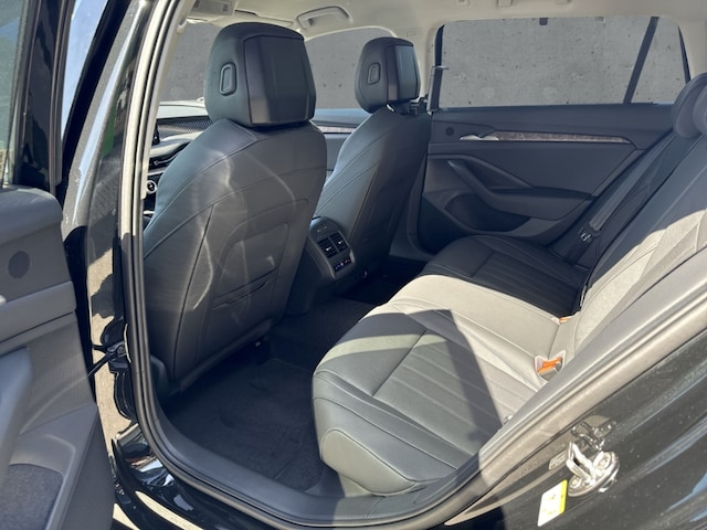 Skoda Superb 2.0 TDI Combi