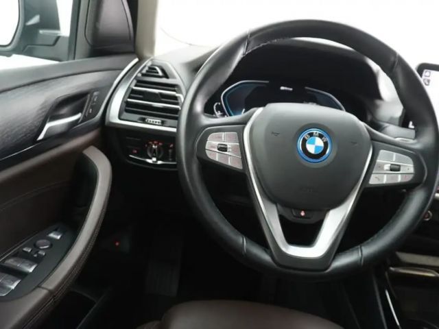 BMW X3 xDrive30e