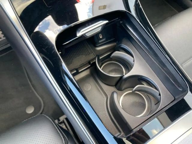 Mercedes-Benz GLC 200 4MATIC AMG Line