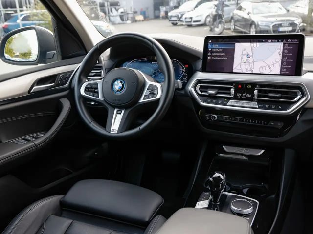 BMW X3 xDrive30e