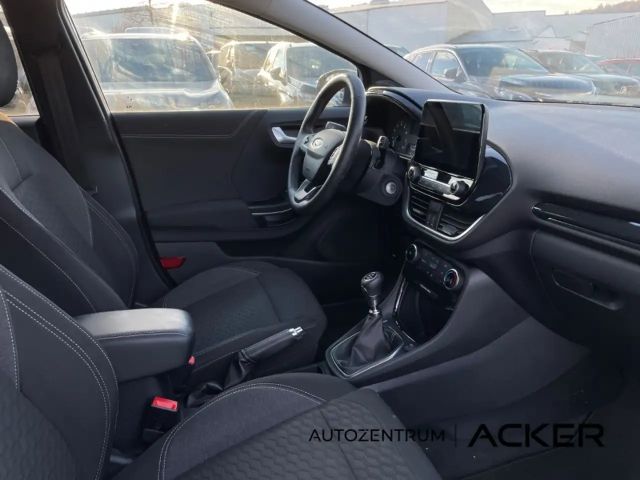 Ford Puma EcoBoost Titanium