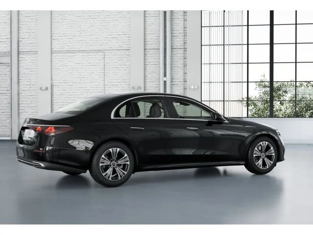 Mercedes-Benz E 220 4MATIC E 220 d Sedan