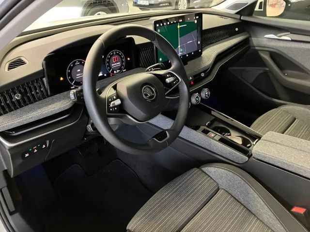 Skoda Superb 2.0 TDI Combi Selection