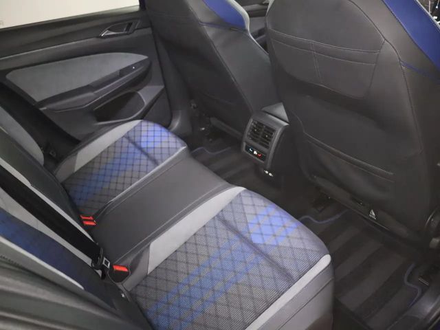 Volkswagen Golf 2.0 TSI DSG