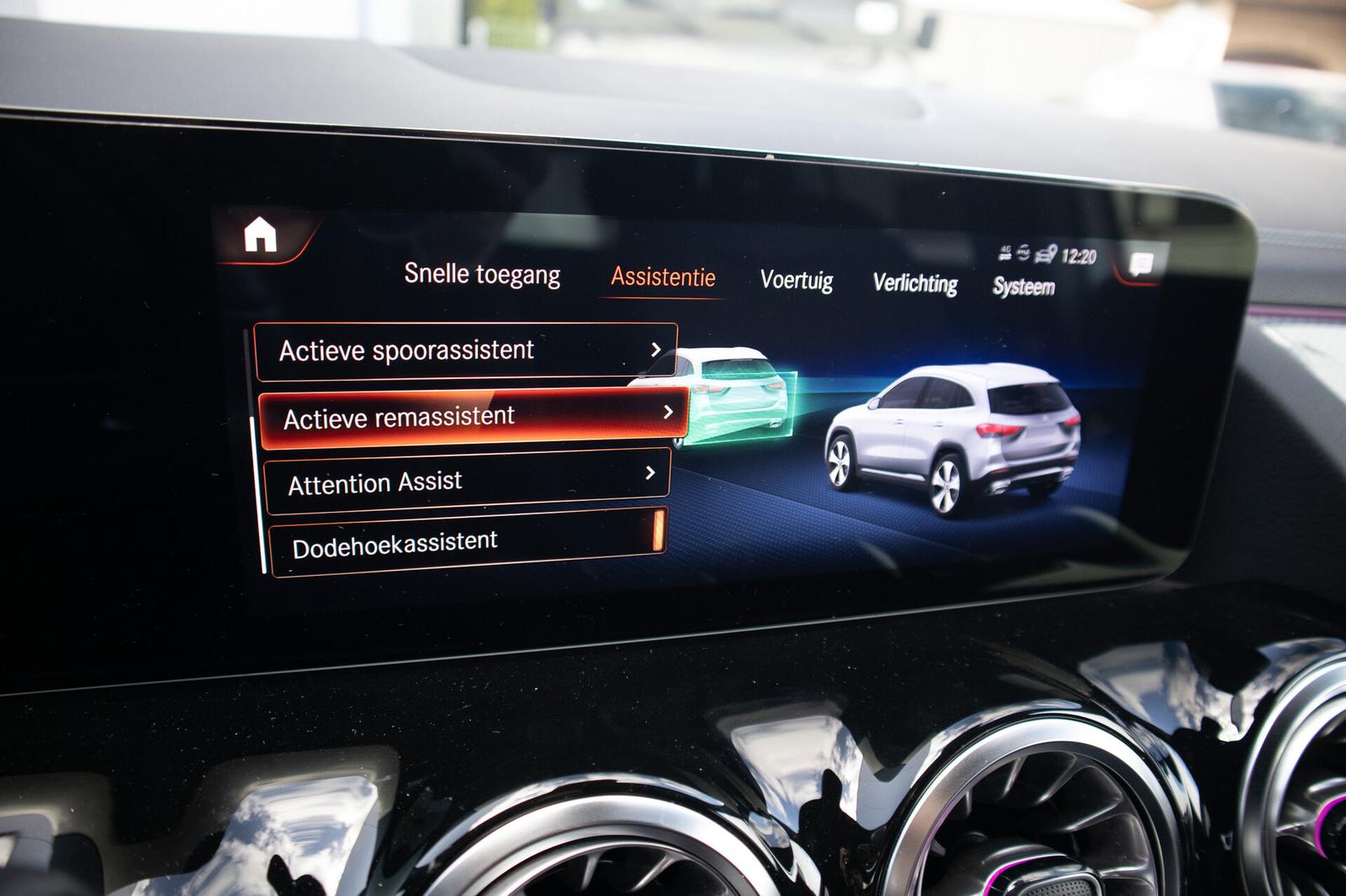 Mercedes-Benz GLA 250 AMG Line GLA 250 e