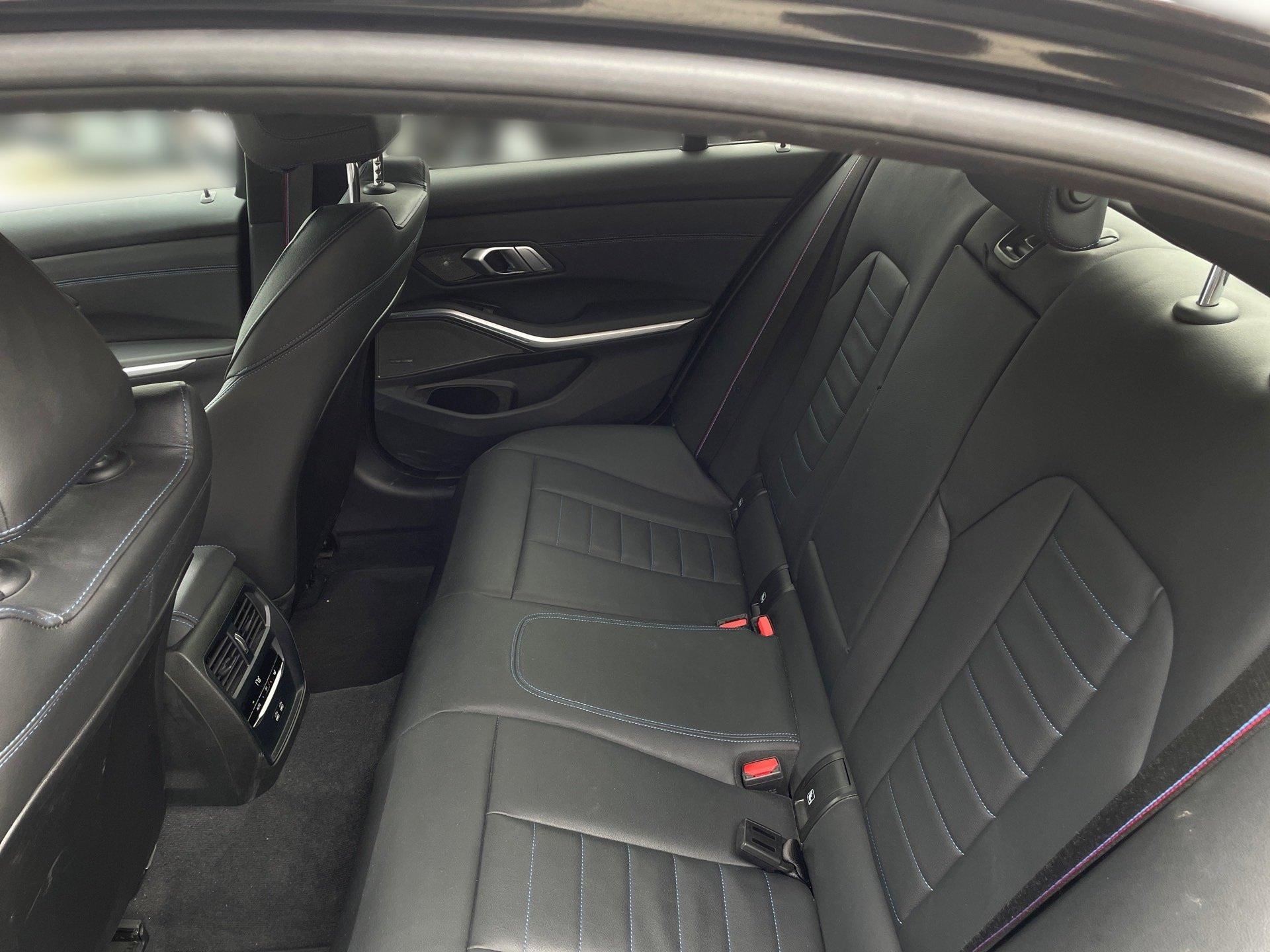 BMW 330 330i Sedan xDrive