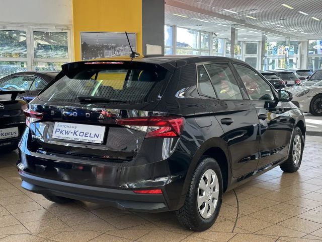 Skoda Fabia 1.0 Essence *LED*KLiMA*PDC*SPuR*