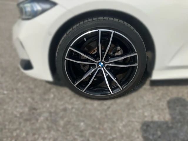 BMW 320 320d Touring xDrive