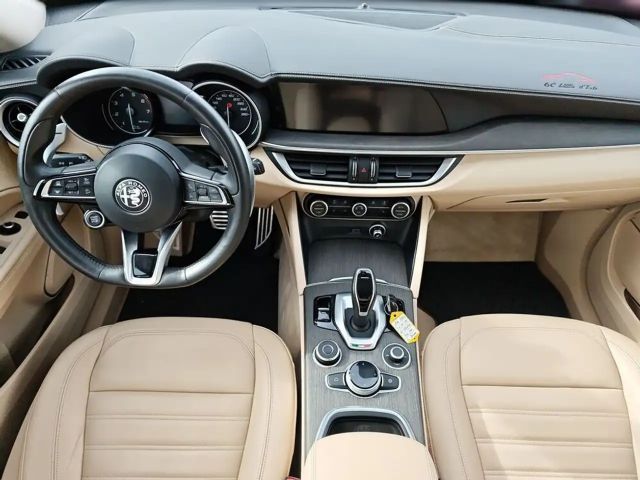 Alfa Romeo Stelvio Q4