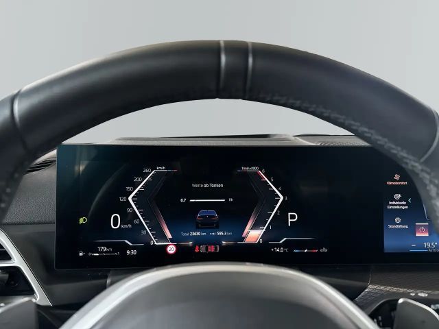 BMW 320 320d M-Sport Sedan